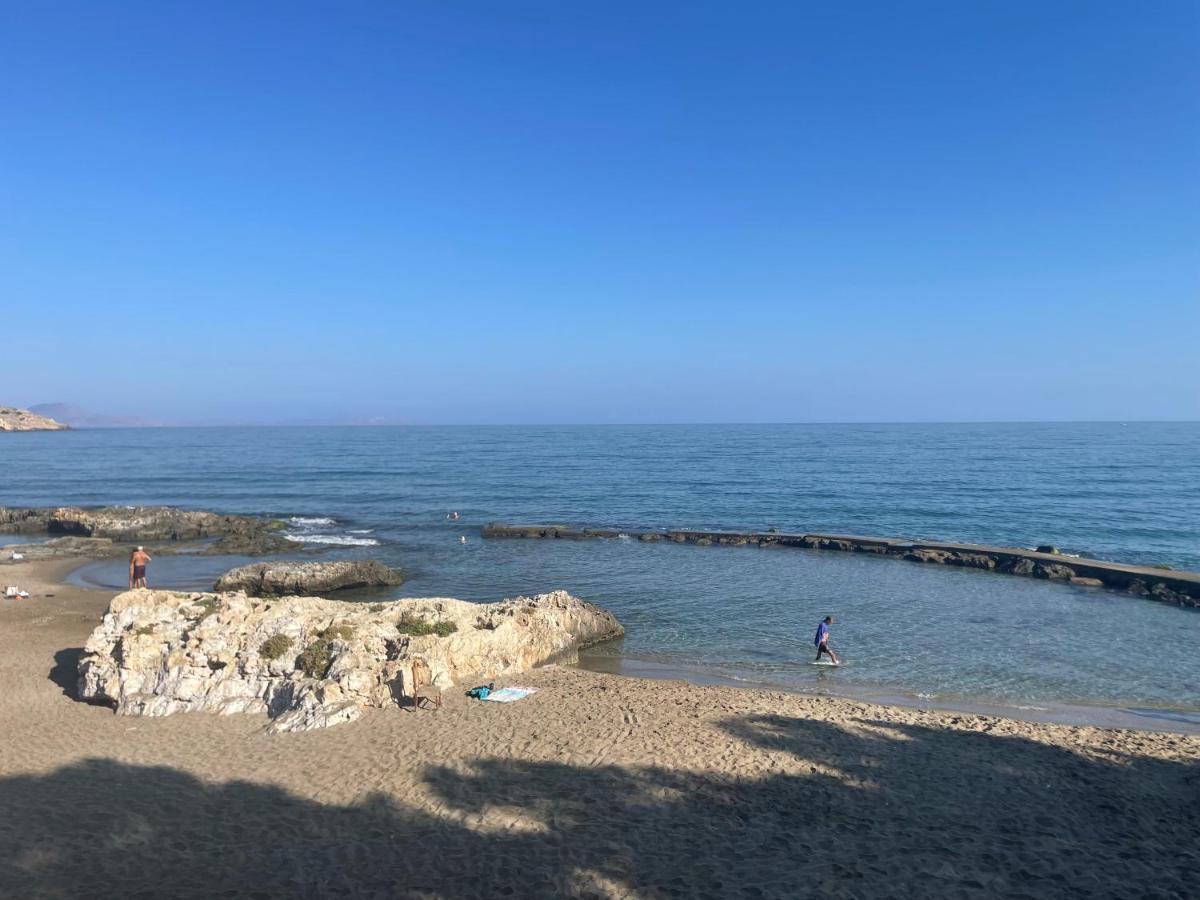 Suitenes Coast 레팀노 외부 사진